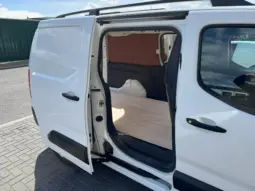 
VAUXHALL COMBO CARGO 2300 1.5D full									