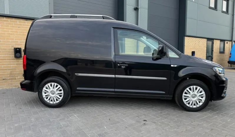 
VOLKSWAGEN CADDY 2.0 TDI BlueMotion full									