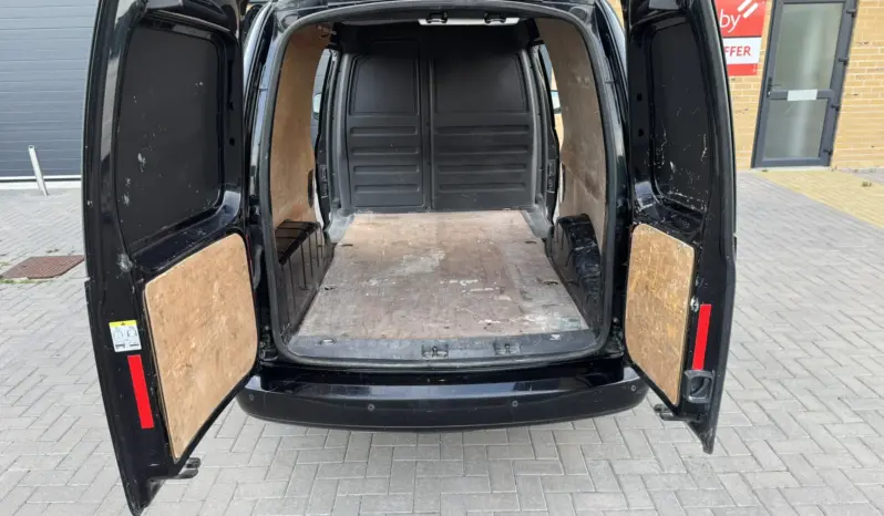 
VOLKSWAGEN CADDY MAXI 2.0 TDI 140PS Highline full									