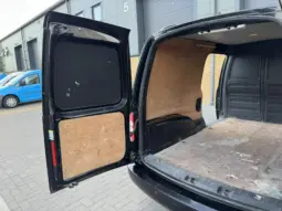 
VOLKSWAGEN CADDY MAXI 2.0 TDI 140PS Highline full									