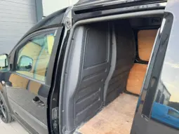 
VOLKSWAGEN CADDY MAXI 2.0 TDI 140PS Highline full									