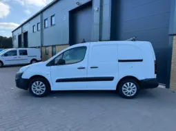 
PEUGEOT PARTNER 750 SE 1.6 BlueHDi full									