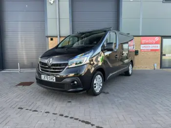 Renault Trafic 2.0 dCi Sport SWB