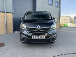 
Renault Trafic 2.0 dCi Sport SWB full									