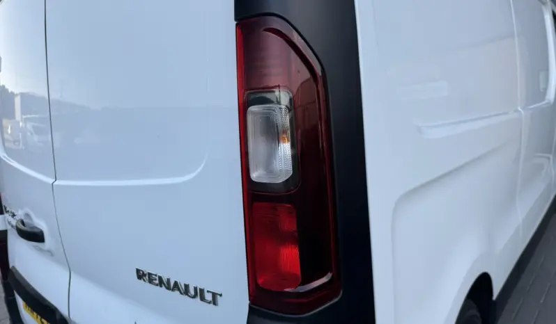 
RENAULT TRAFIC LL30 Blue dCi 130 Business full									