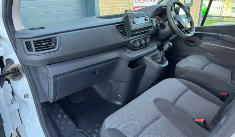
RENAULT TRAFIC LL30 Blue dCi 130 Business full									