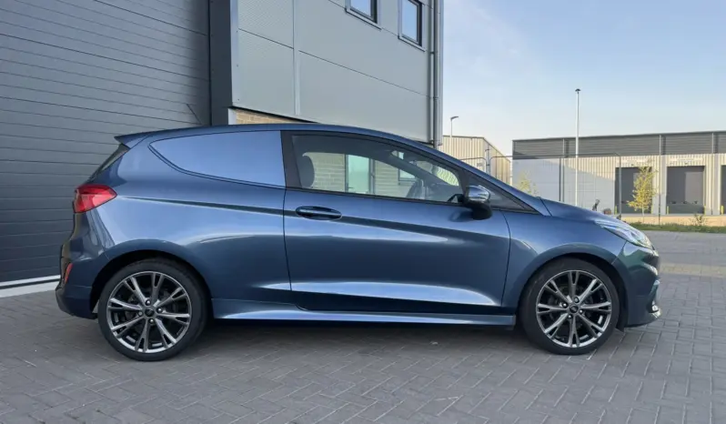 
FORD FIESTA 1.5 TDCi Sport Van full									