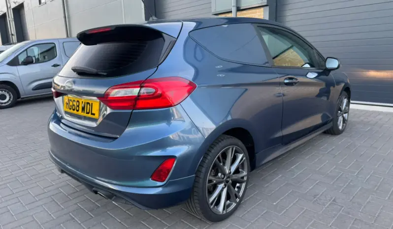 
FORD FIESTA 1.5 TDCi Sport Van full									
