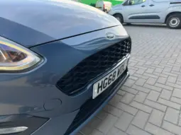 
FORD FIESTA 1.5 TDCi Sport Van full									
