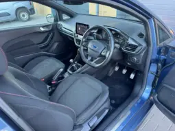 
FORD FIESTA 1.5 TDCi Sport Van full									