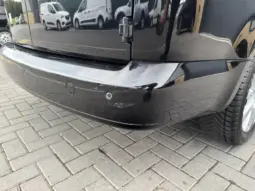 
VOLKSWAGEN CADDY MAXI 2.0 TDI 140PS Highline full									