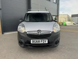 
VAUXHALL COMBO 2300 1.6 CDTI full									