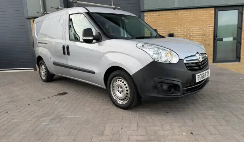 
VAUXHALL COMBO 2300 1.6 CDTI full									