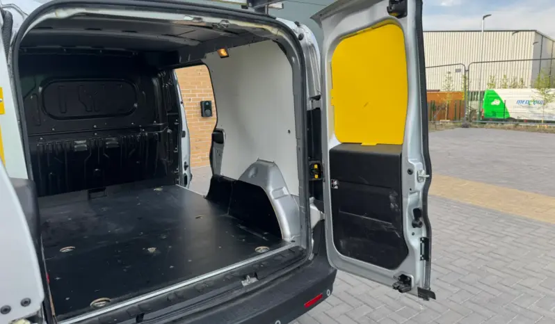 
VAUXHALL COMBO 2300 1.6 CDTI full									