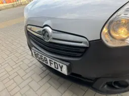 
VAUXHALL COMBO 2300 1.6 CDTI full									