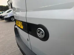 
VAUXHALL COMBO 2300 1.6 CDTI full									