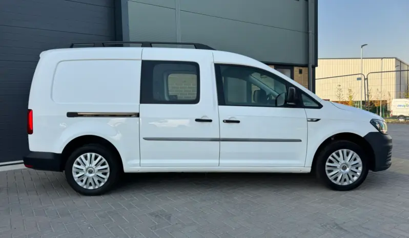 
VOLKSWAGEN CADDY MAXI 2.0 TDI 102PS Kombi full									