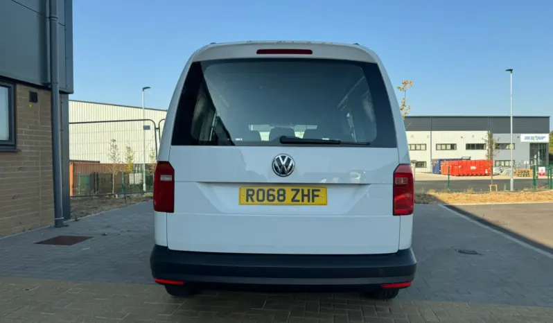 
VOLKSWAGEN CADDY MAXI 2.0 TDI 102PS Kombi full									