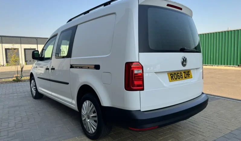 
VOLKSWAGEN CADDY MAXI 2.0 TDI 102PS Kombi full									