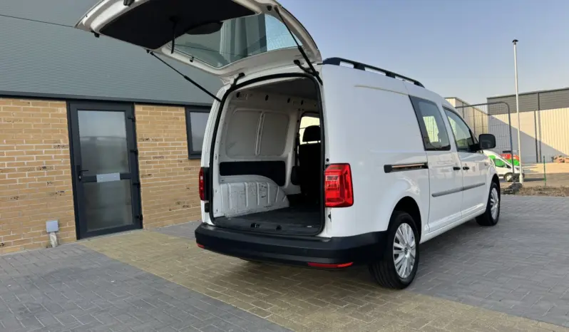 
VOLKSWAGEN CADDY MAXI 2.0 TDI 102PS Kombi full									
