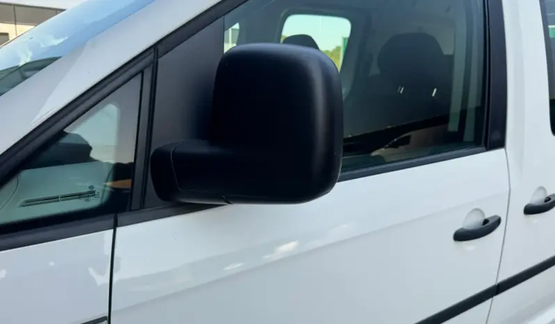 
VOLKSWAGEN CADDY MAXI 2.0 TDI 102PS Kombi full									