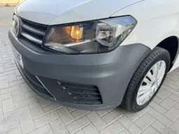 
VOLKSWAGEN CADDY MAXI 2.0 TDI 102PS Kombi full									