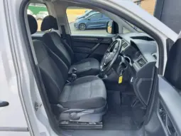 
VOLKSWAGEN CADDY MAXI 2.0 TDI 102PS Kombi full									