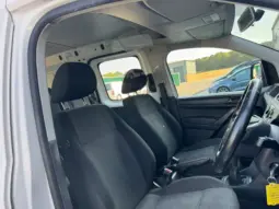 
VOLKSWAGEN CADDY MAXI 2.0 TDI 102PS Kombi full									