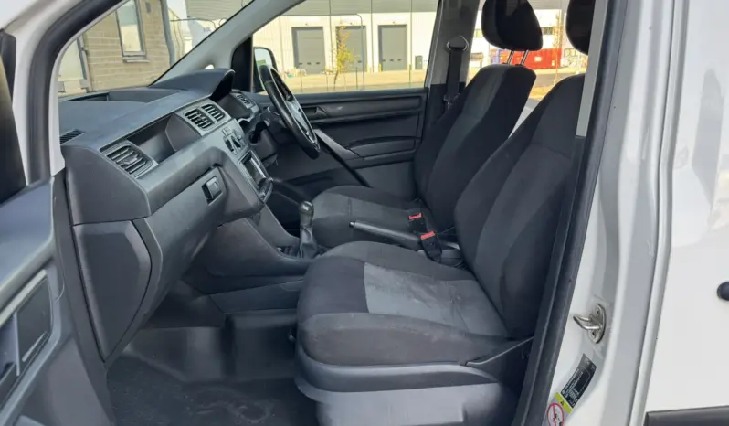 
VOLKSWAGEN CADDY MAXI 2.0 TDI 102PS Kombi full									