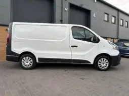 
RENAULT TRAFIC 2.0 dCi 120 Business full									