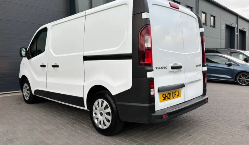 
RENAULT TRAFIC 2.0 dCi 120 Business full									