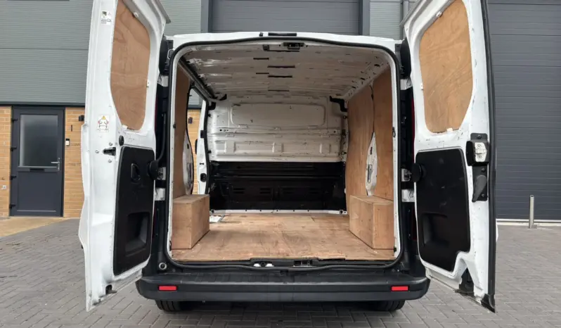 
RENAULT TRAFIC 2.0 dCi 120 Business full									