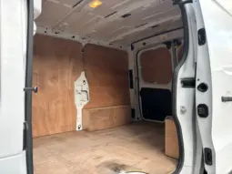 
RENAULT TRAFIC 2.0 dCi 120 Business full									