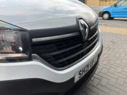 
RENAULT TRAFIC 2.0 dCi 120 Business full									