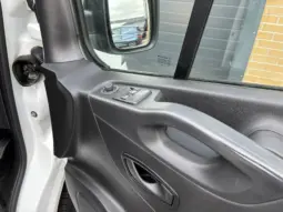 
RENAULT TRAFIC 2.0 dCi 120 Business full									