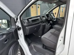 
RENAULT TRAFIC 2.0 dCi 120 Business full									