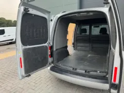 
VOLKSWAGEN CADDY 2.0 TDI 140PS Highline full									