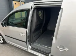 
VOLKSWAGEN CADDY 2.0 TDI 140PS Highline full									