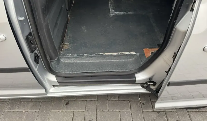 
VOLKSWAGEN CADDY 2.0 TDI 140PS Highline full									