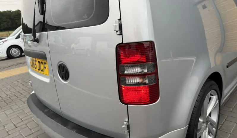 
VOLKSWAGEN CADDY 2.0 TDI 140PS Highline full									