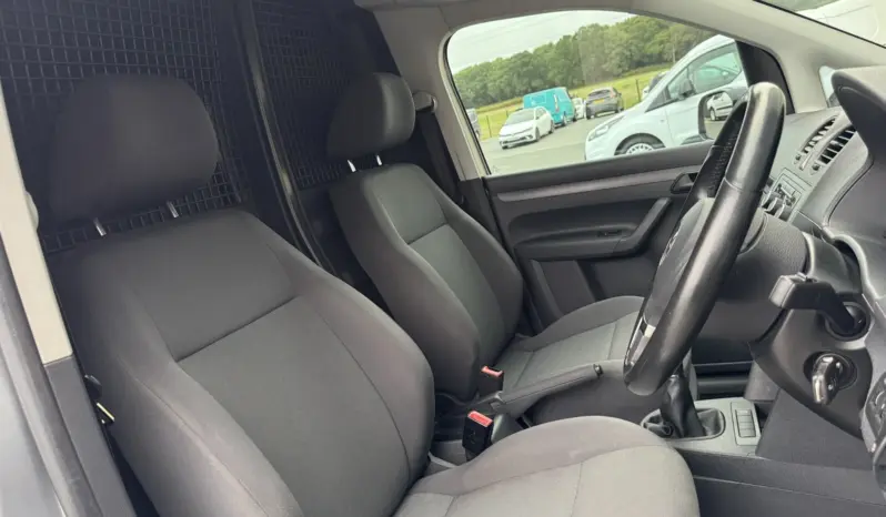 
VOLKSWAGEN CADDY 2.0 TDI 140PS Highline full									