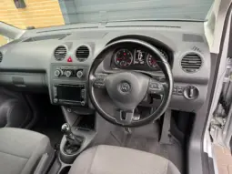 
VOLKSWAGEN CADDY 2.0 TDI 140PS Highline full									