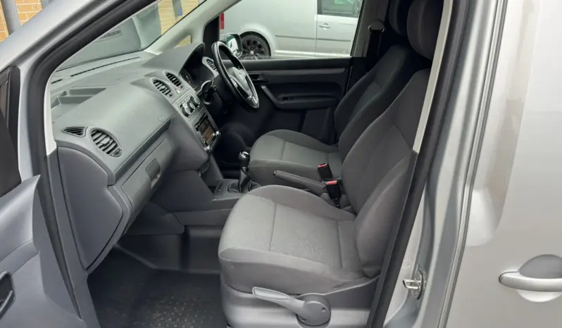 
VOLKSWAGEN CADDY 2.0 TDI 140PS Highline full									