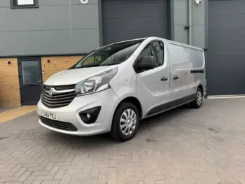 VAUXHALL VIVARO 2900 1.6CDTI 120PS Sportive