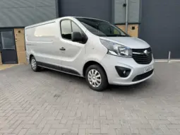 
VAUXHALL VIVARO 2900 1.6CDTI 120PS Sportive full									