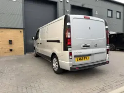 
VAUXHALL VIVARO 2900 1.6CDTI 120PS Sportive full									