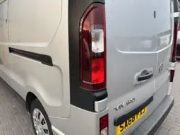 
VAUXHALL VIVARO 2900 1.6CDTI 120PS Sportive full									