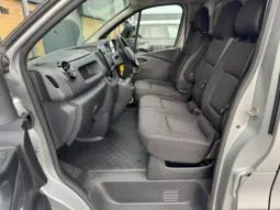 
VAUXHALL VIVARO 2900 1.6CDTI 120PS Sportive full									