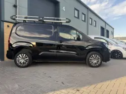 
PEUGEOT PARTNER 1.5 Professional L1 full									