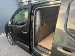 
PEUGEOT PARTNER 1.5 Professional L1 full									